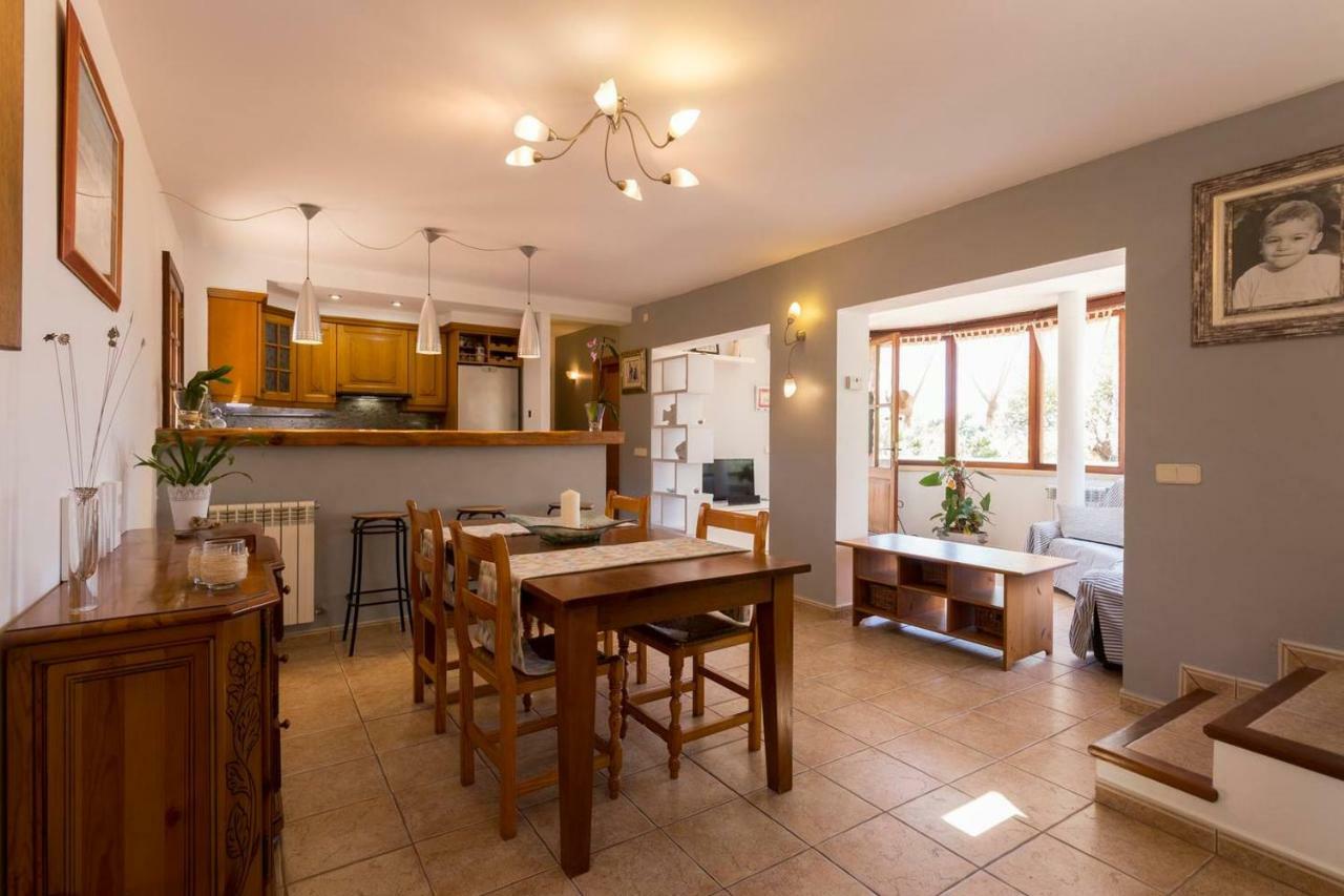 Home in Tramuntana Port des Canonge Bagian luar foto